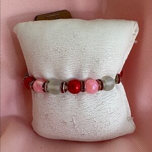 🟢 Handmade Valentines Beaded Bracelet - Red and Pink